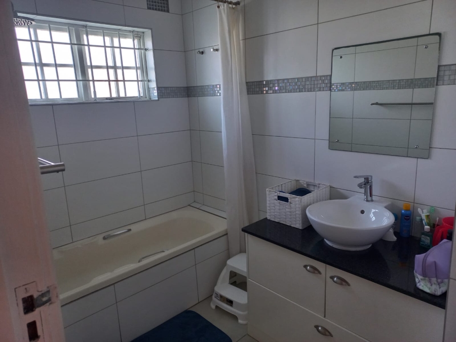 3 Bedroom Property for Sale in Gonubie Eastern Cape